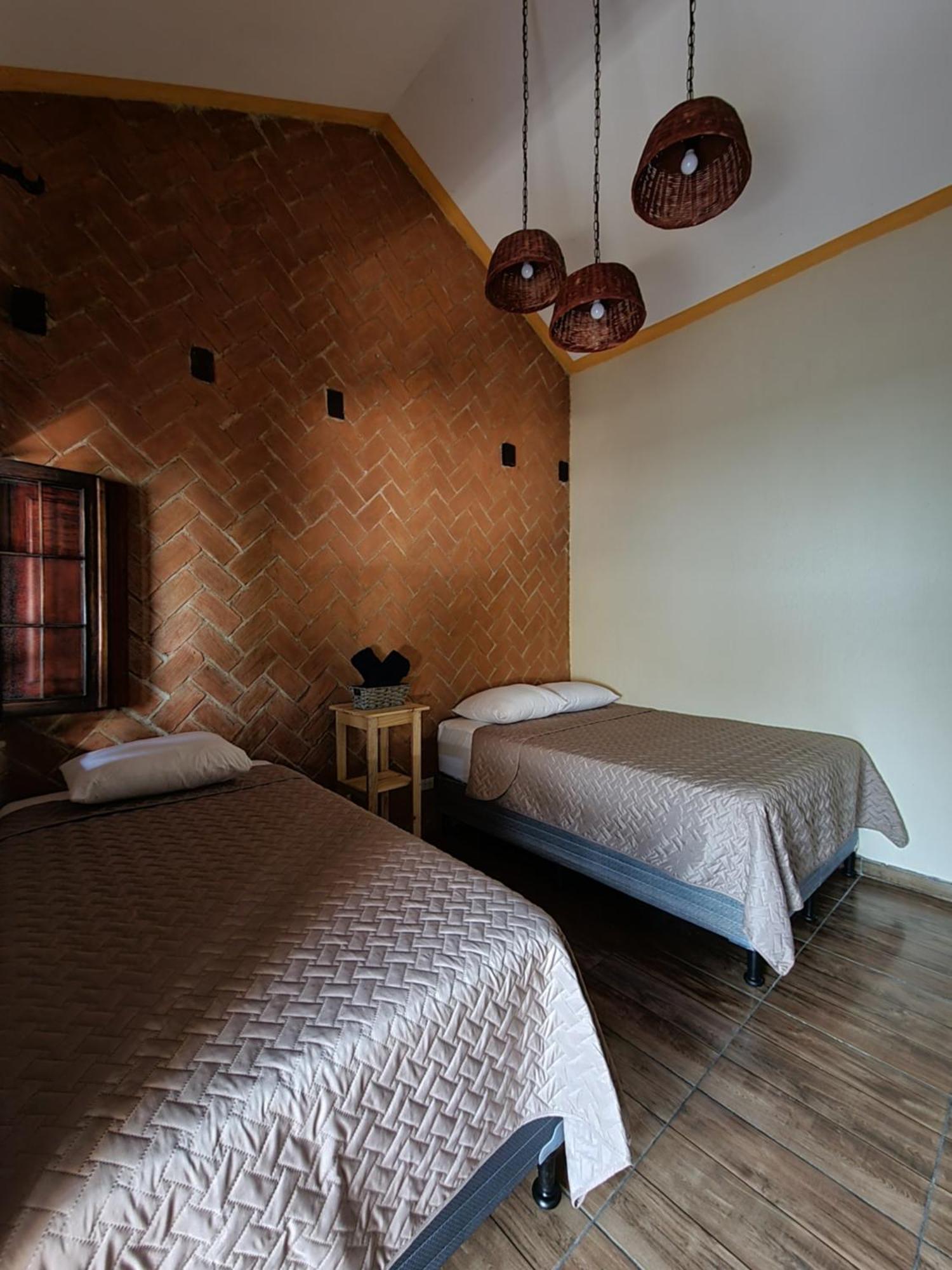 Central Hostel Boutique Antigua ภายนอก รูปภาพ