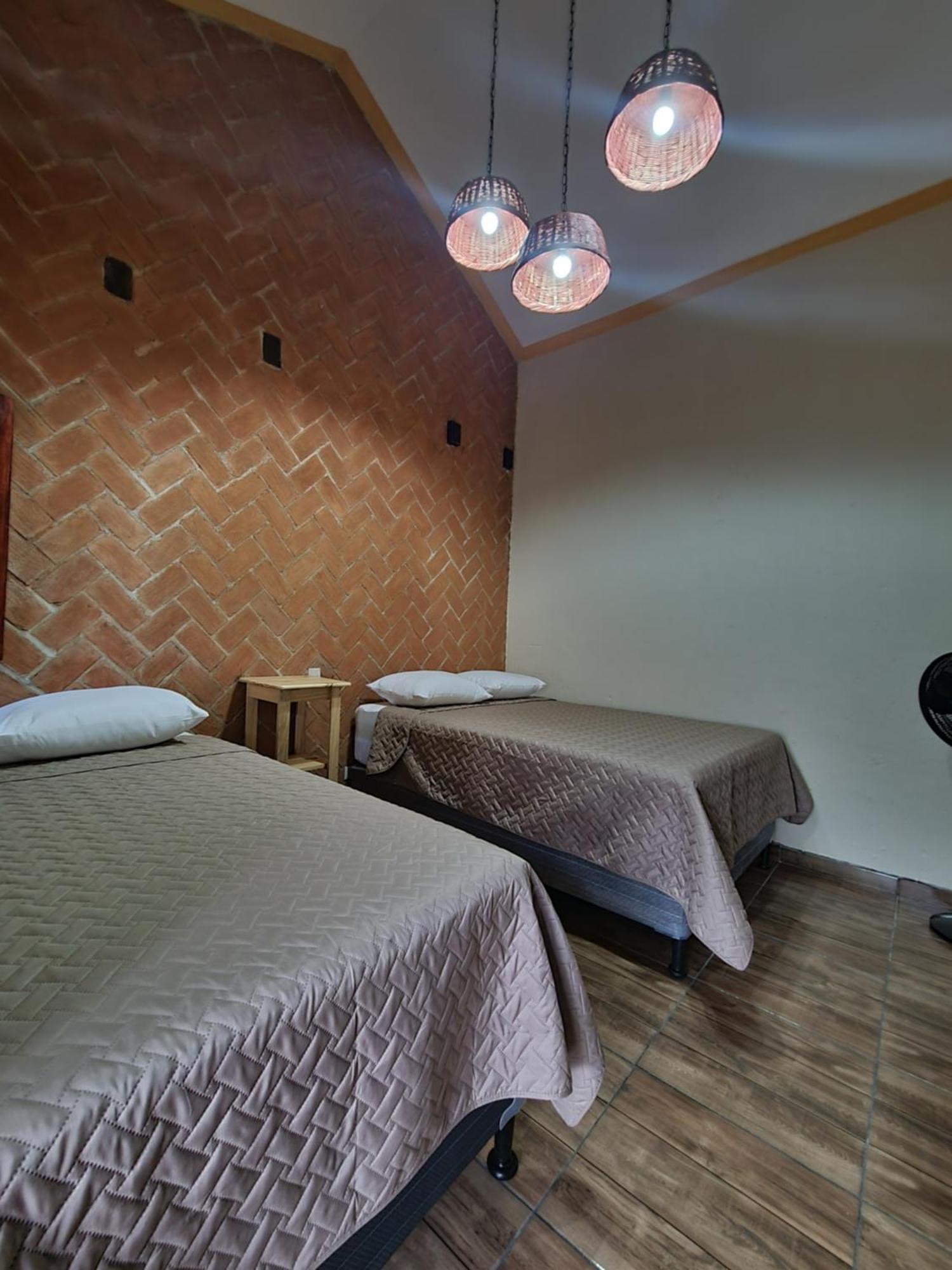 Central Hostel Boutique Antigua ภายนอก รูปภาพ